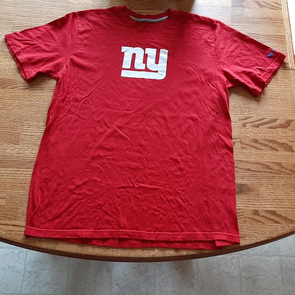 New York Giants Nike shirt